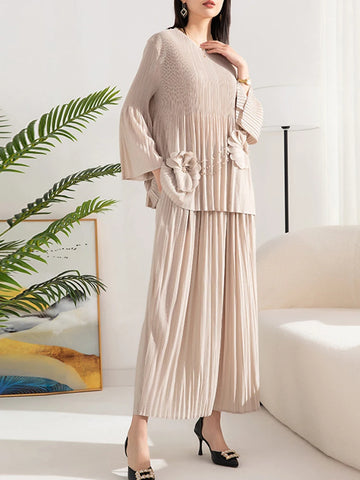 Image of Pleated 2 Pieces Set Women's Spliced Flower Round Neck Long Sleeves Tops High Waist Wide Leg Pants-FrenzyAfricanFashion.com