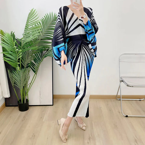 Image of Zebra Stripes Pleated Dress Women Batwing Sleeves V Neck Long Length Party Dresses-FrenzyAfricanFashion.com